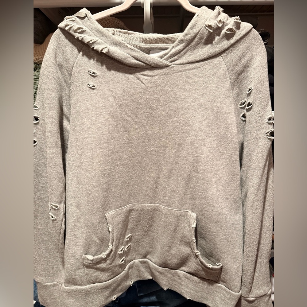 Chelsea DeBoer by Lily & Lottie distressed grey hoodie